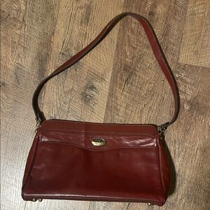 Elegant Vintage Aigner Leather Shoulder Bag